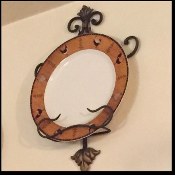 Plate Stand Holder for Wall Hanging Display Rack Hanger Metal Easel 29.5”x13”x2” - Picture 11 of 11